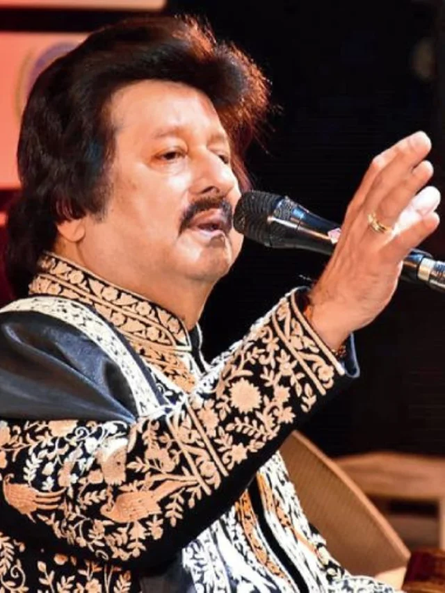 Pankaj Udhas Net Worth (8)